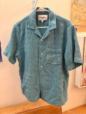 Corridor Men's Short-Sleeve Textured Camp Shirt in Teal